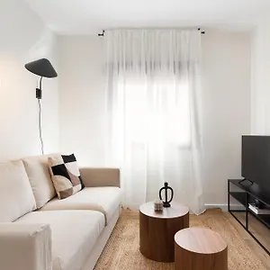 Апартаменты Urban Chill By Olala Homes